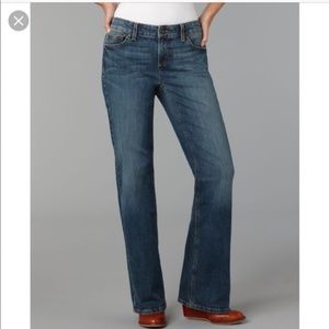 🌺 Tommy Hilfiger Freedom Boot Cut Denim Je